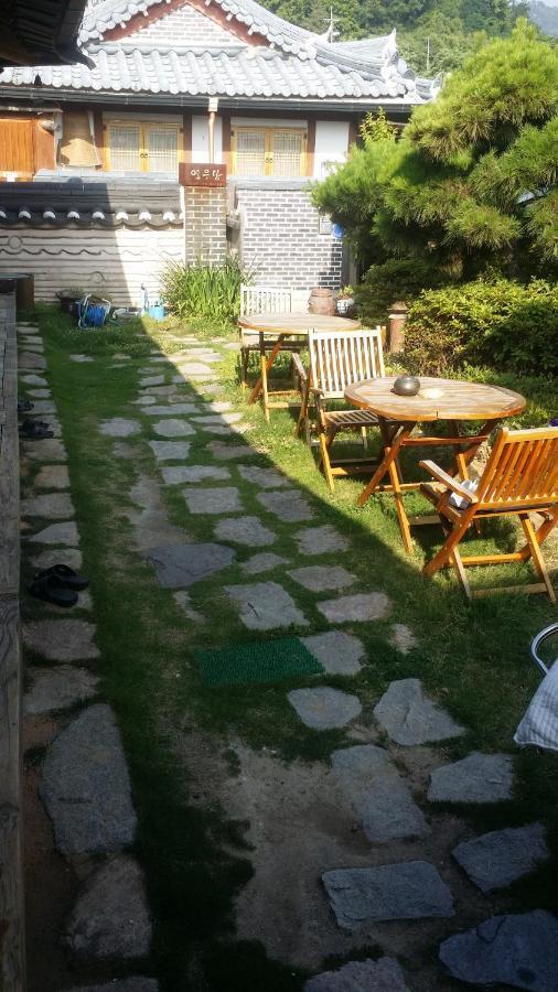 Yeonwoodang Guesthouse Csondzsu Kültér fotó